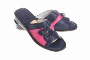 Pantofle damskie 019
