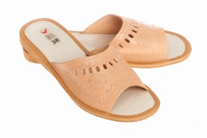 Pantofle damskie 153