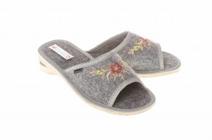 Pantofle damskie 185