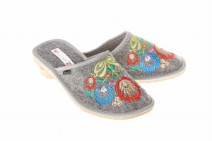 Pantofle damskie 190