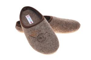 Bambosze damskie bez pięt cappuccino filc 100%