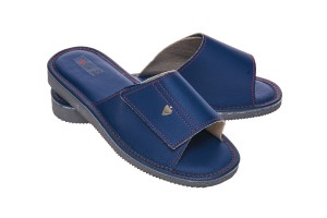 Pantofle damskie zapinane na rzepy granatowe